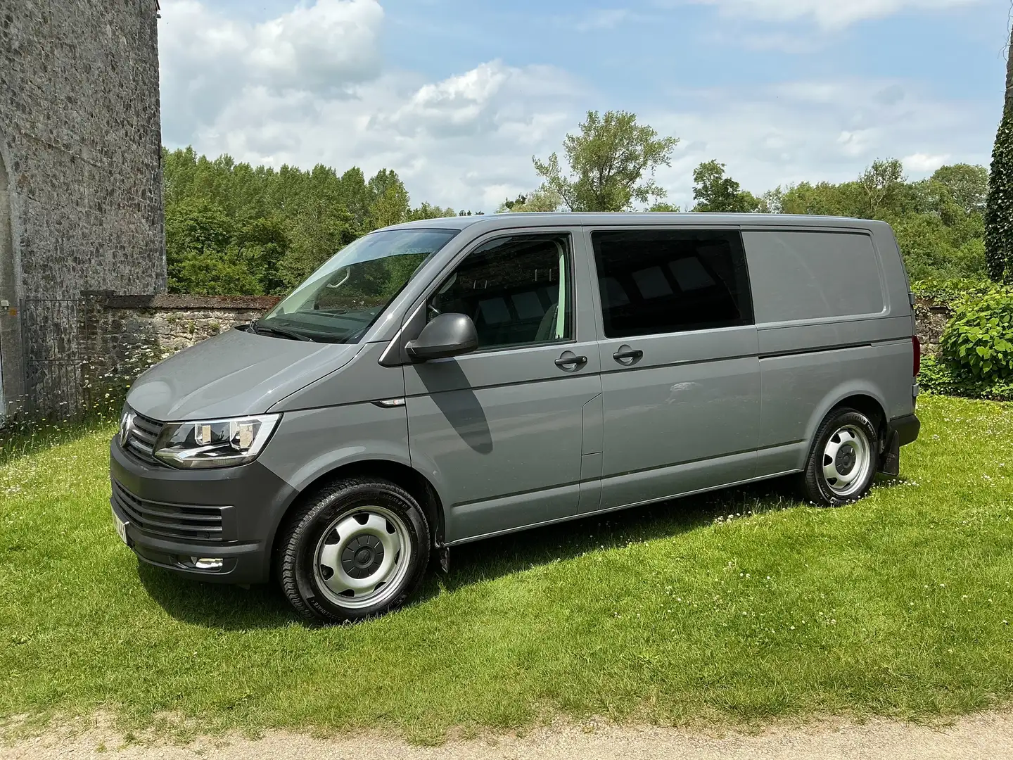 Volkswagen T6 Transporter Transporter 2.0 TDi SCR BMT DSG (EU6d-TEMP) Gris - 1