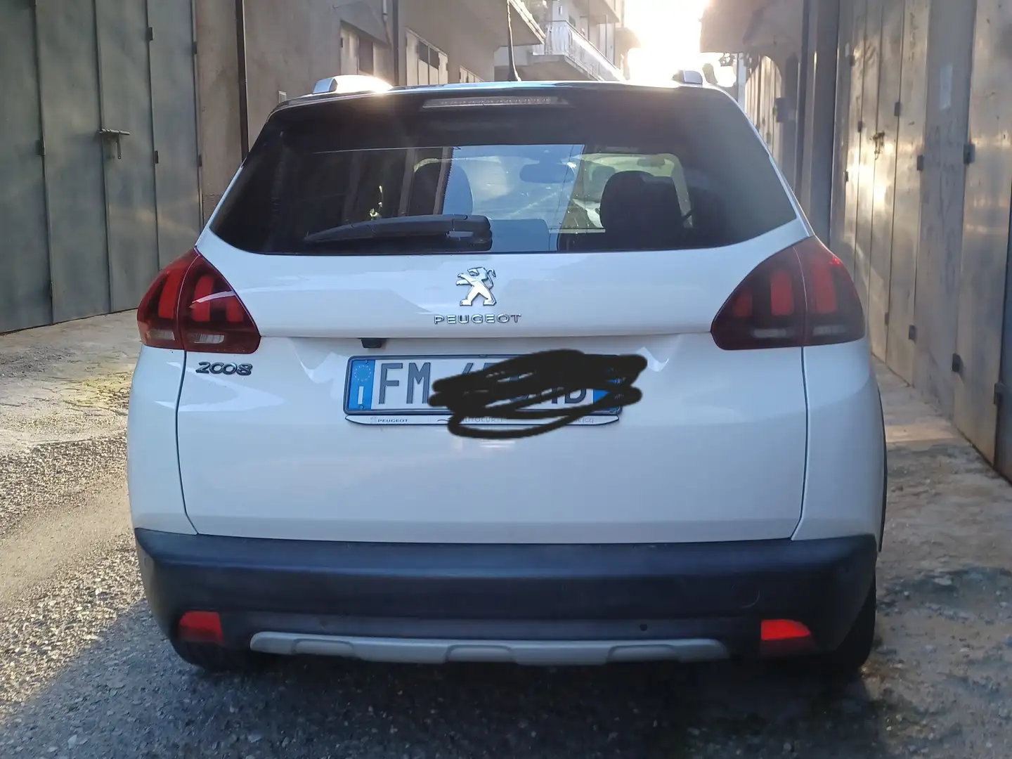 Peugeot 2008 2008 1.6 bluehdi Active 100cv my16 Bianco - 2