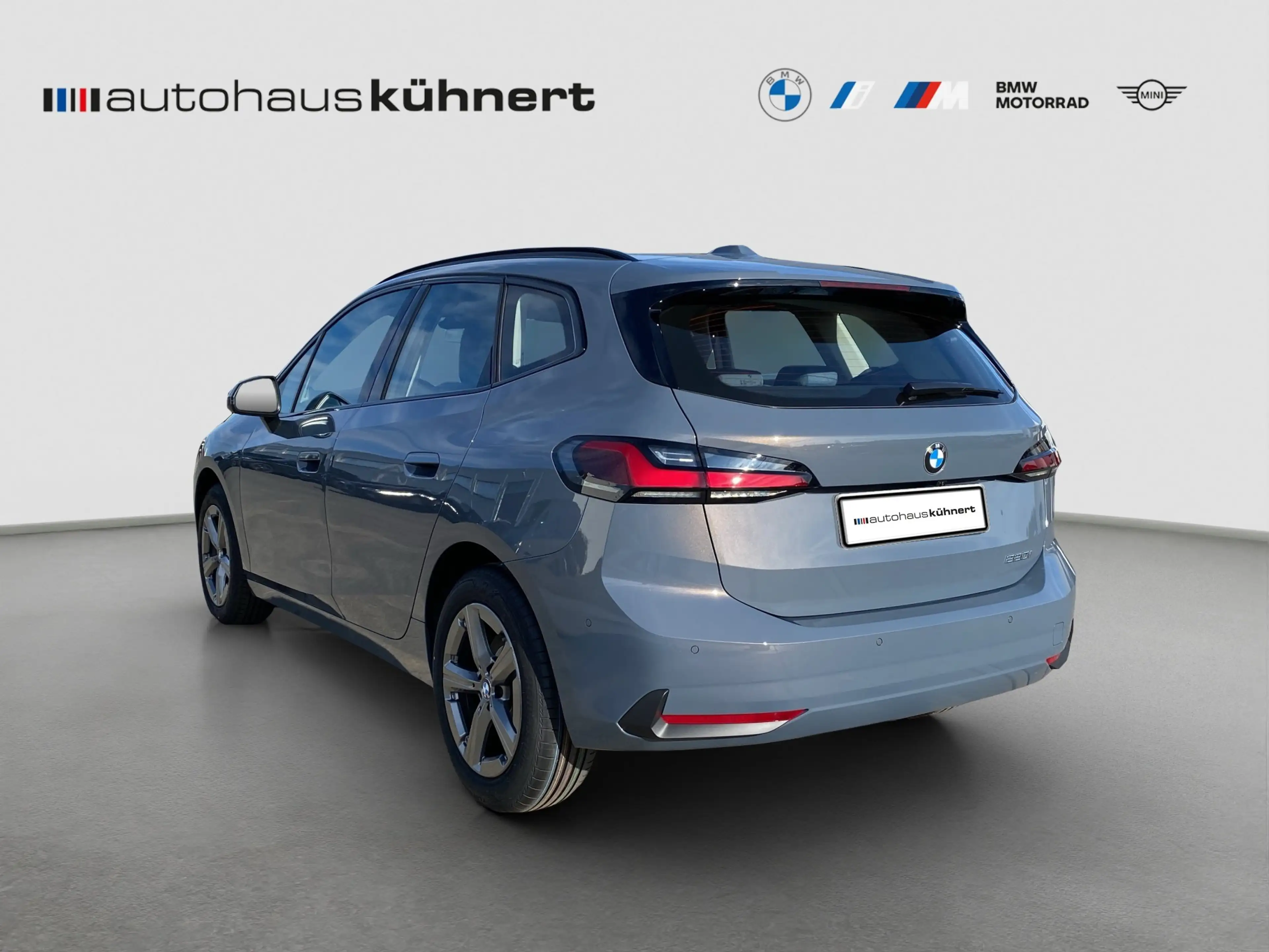 BMW 220 220i Active Tourer UPE 50.710 EUR Head-Up-Display — photo 5