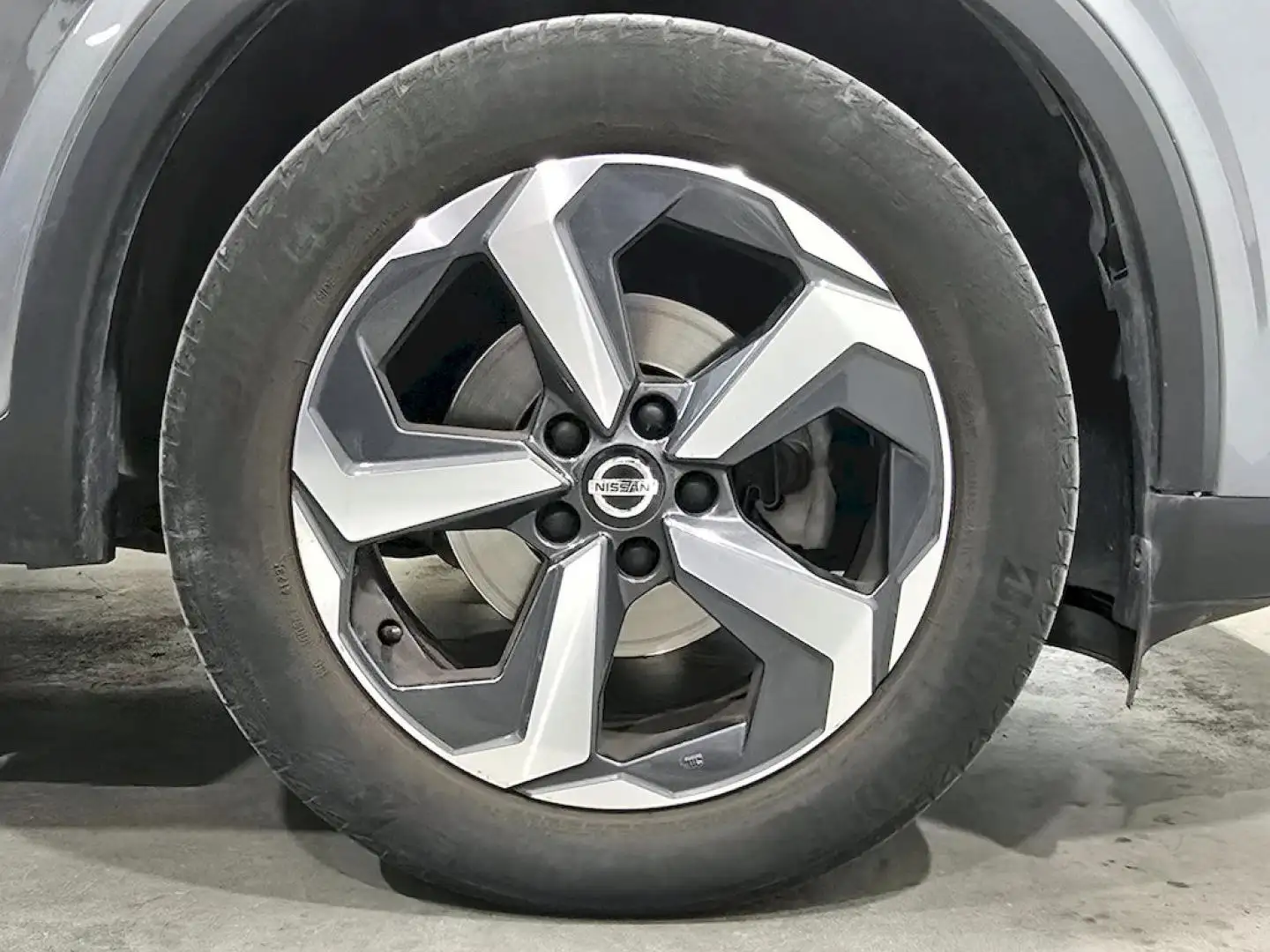 Nissan Qashqai DIG-T 116kW (158CV) mHEV Xtronic Acenta Gris - 2