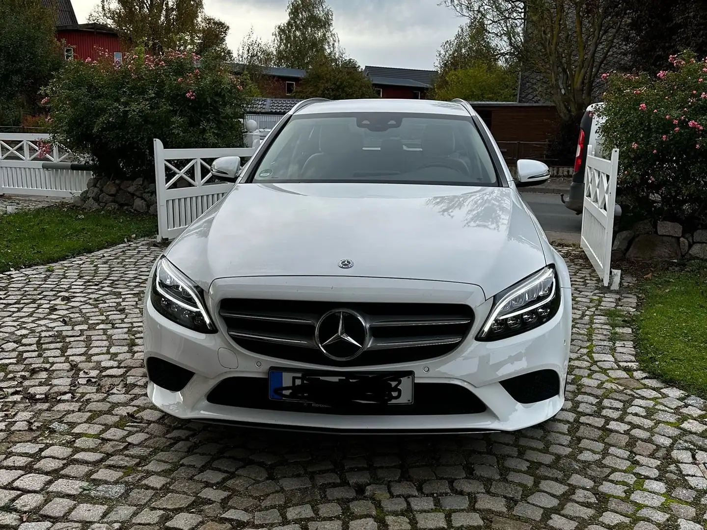 Mercedes-Benz C 180 C 180 T 9G-TRONIC Avantgarde Weiß - 1