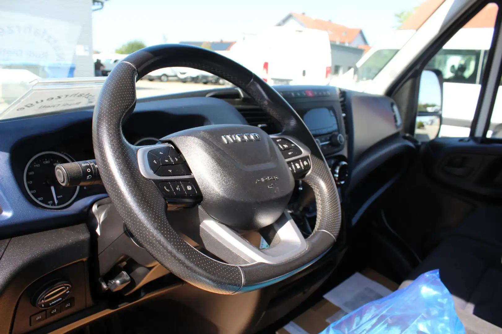 Iveco Daily Koffer 35C18*Himatic*Standheiz*ACC* Blanco - 2