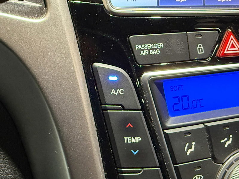 Hyundai i30 1.6 GDI Go! | Camera | Navi | Bluetooth | NAP — photo 21
