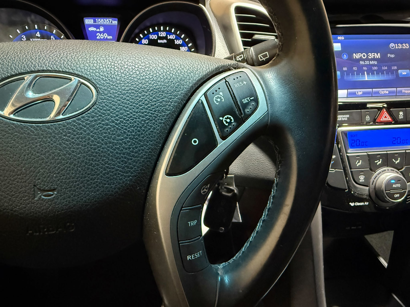 Hyundai i30 1.6 GDI Go! | Camera | Navi | Bluetooth | NAP — photo 25