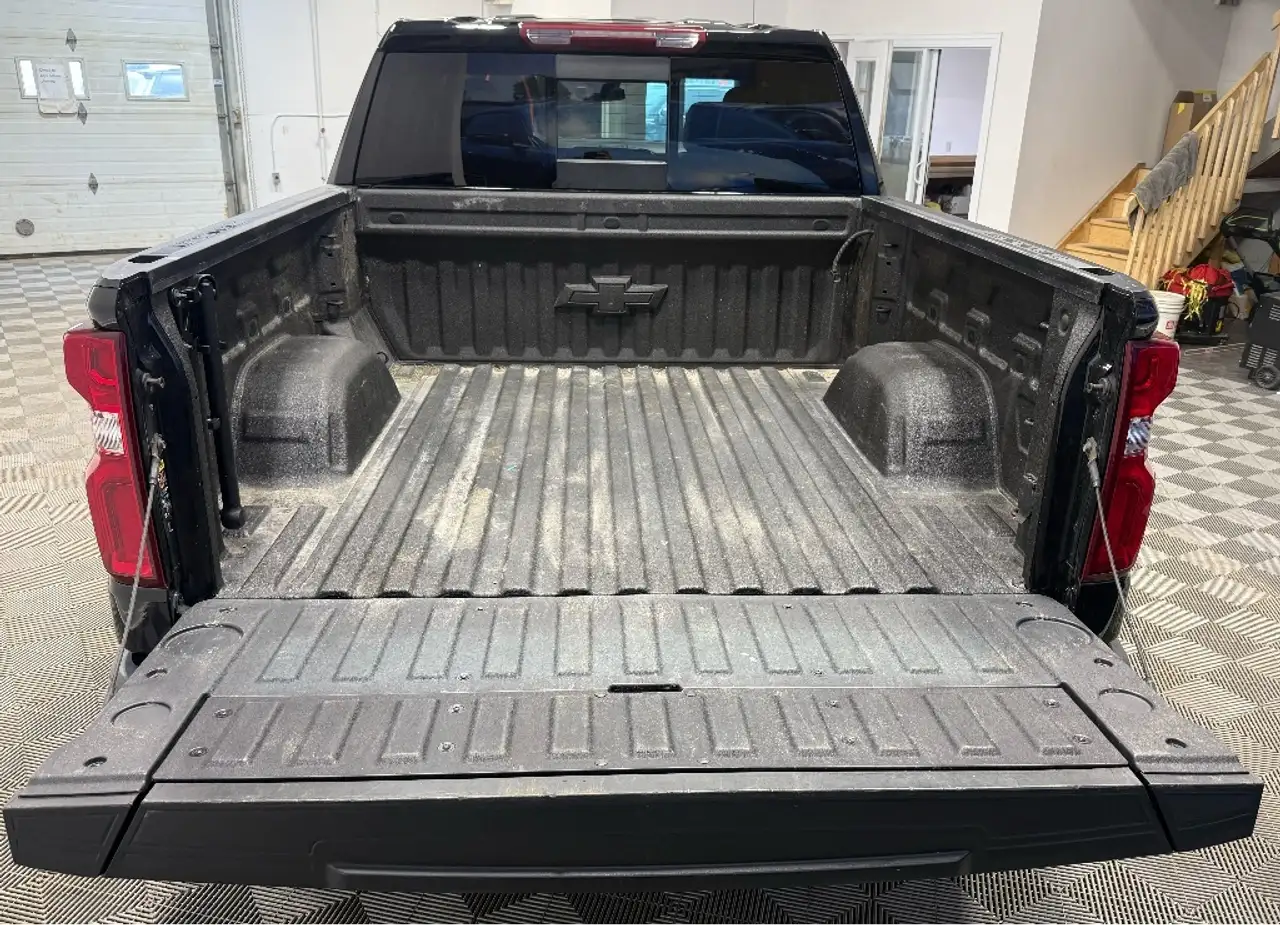 Chevrolet Silverado 1500 снимка Chevrolet Silverado 1500