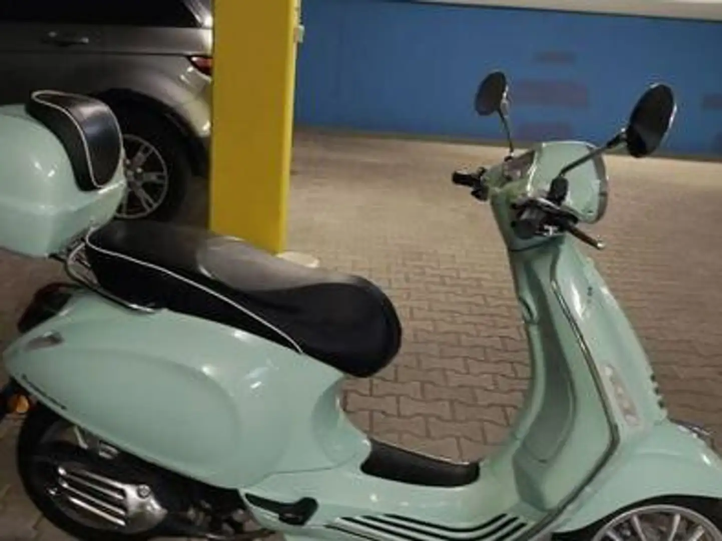 Vespa Primavera 50 Zelená - 2