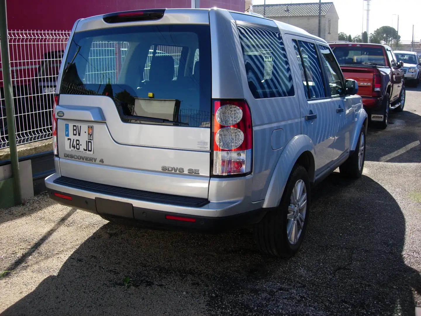 Land Rover Discovery 4 Mark II SDV6 3.0L 180kW SE A Gris - 2