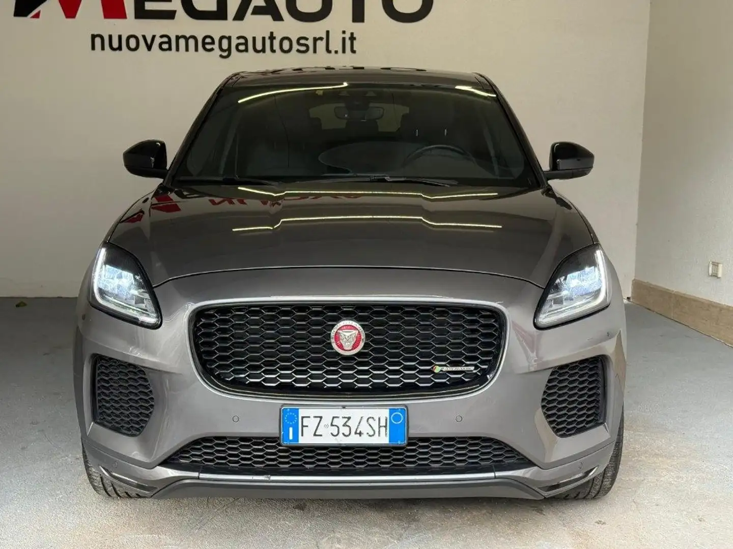 Jaguar E-Pace 2.0D 150 CV AWD aut. R-Dynamic Gris - 2