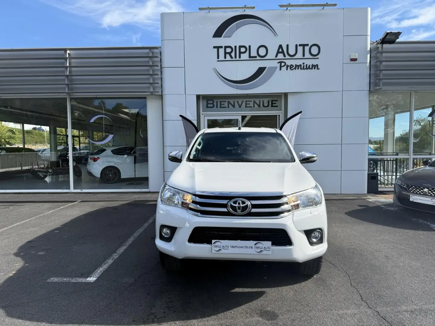 Toyota Hilux Hilux 2.4L D-4D 4x4  - HARD TOP + CAMERA AR Blanc - 2