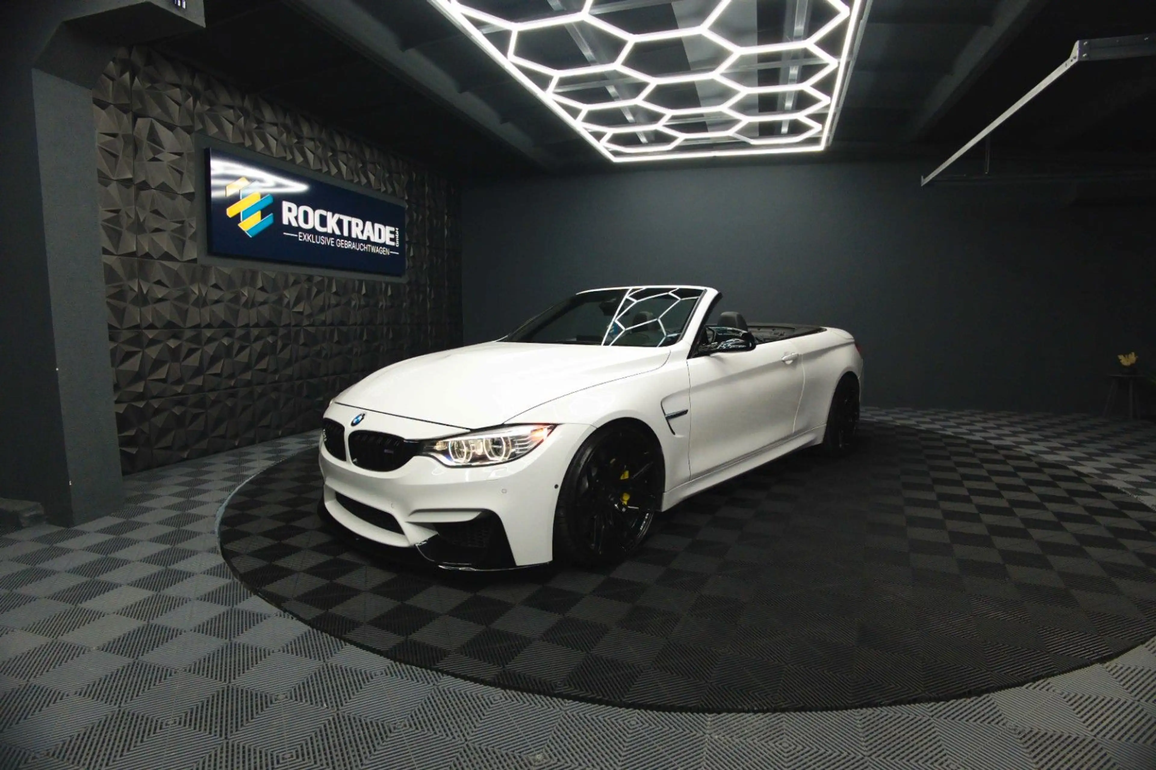 BMW M4 Cabrio Performance Carbon 533PS Stage 2