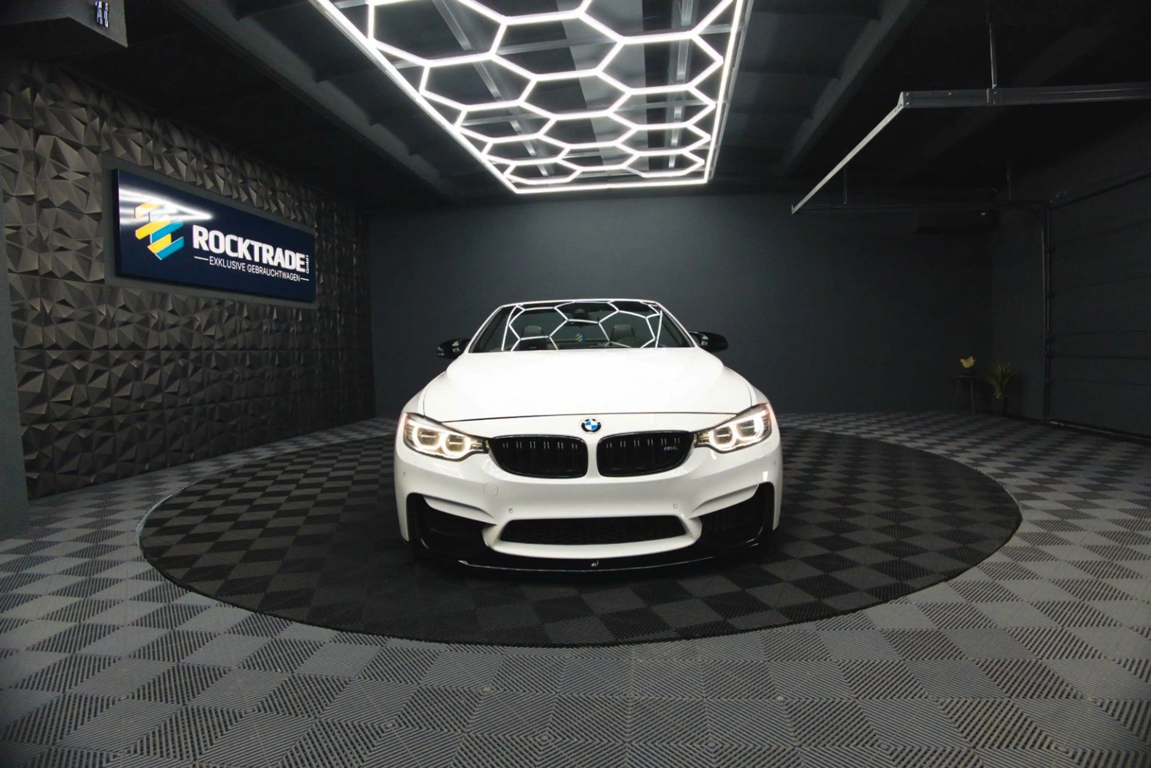 BMW M4 Cabrio Performance Carbon 533PS Stage 2 — photo 3