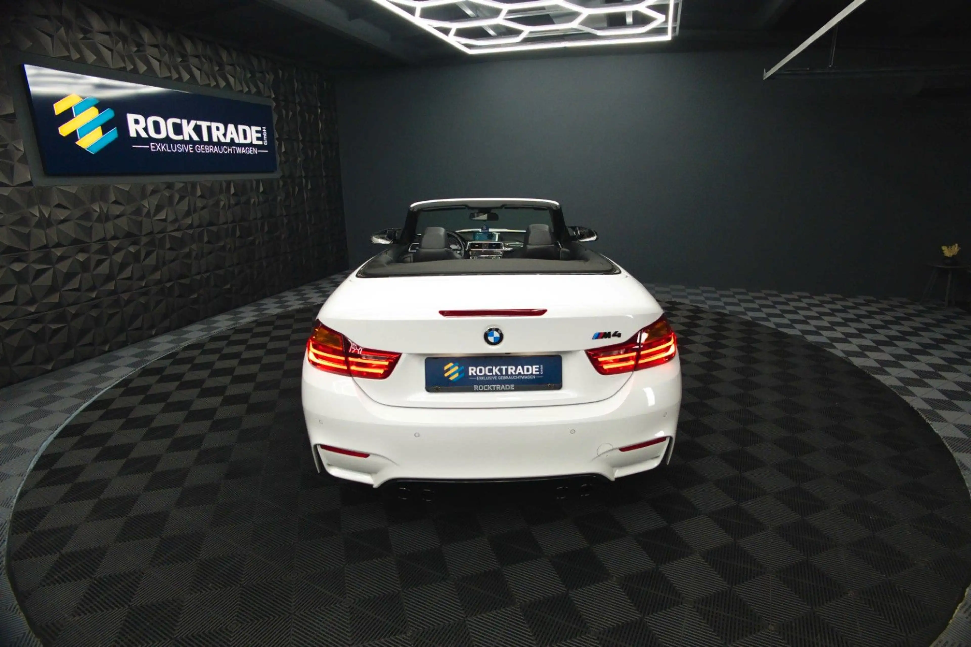 BMW M4 Cabrio Performance Carbon 533PS Stage 2 — photo 11