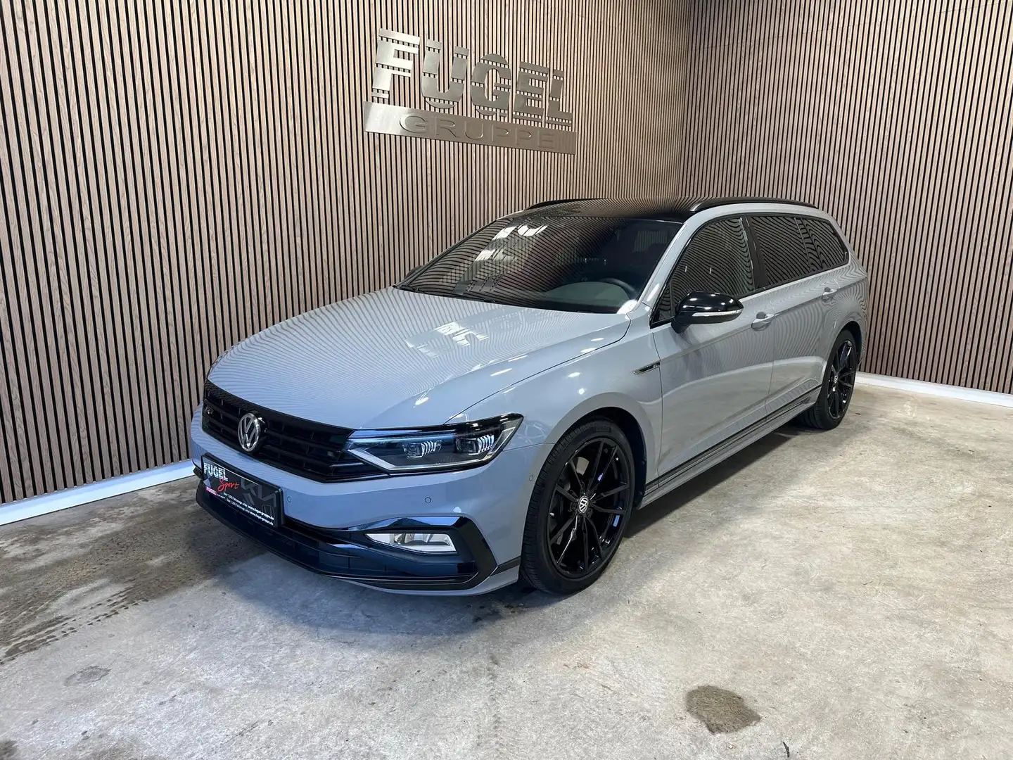 Volkswagen Passat Variant 2.0 TDI 4M R Line Limited Edition AHK|360°|Massage Gris - 2
