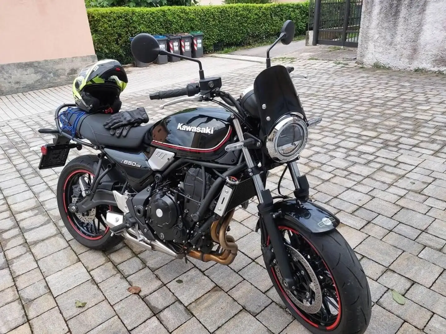 Kawasaki Z 650 RS Nero - 1