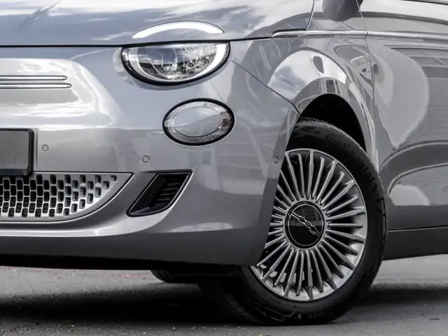 Fiat 500 view 5