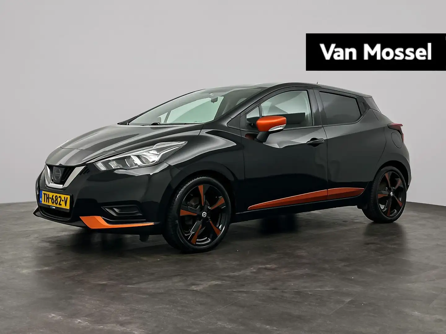 Nissan Micra 0.9 IG-T N-Connecta Zwart - 1