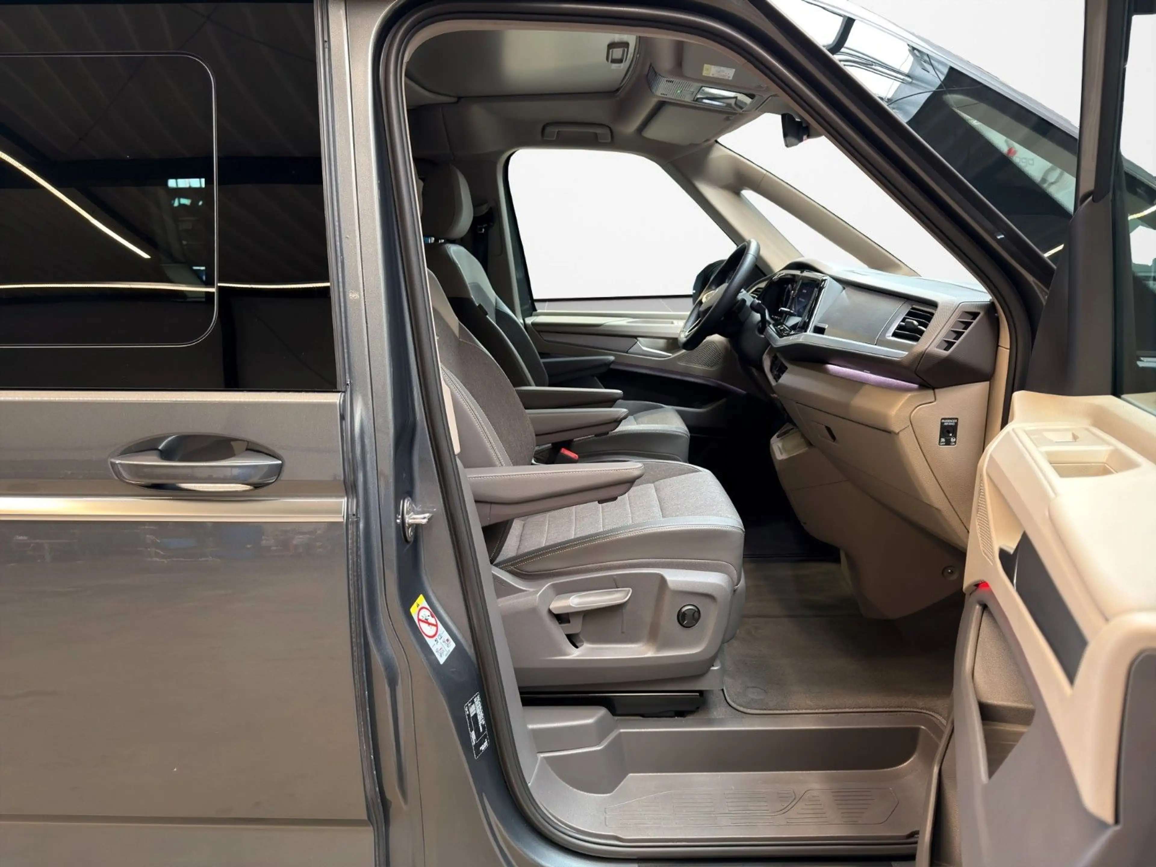 Volkswagen T7 California Ocean eHybr. 4M AHK ACC IQ HuD — photo 9