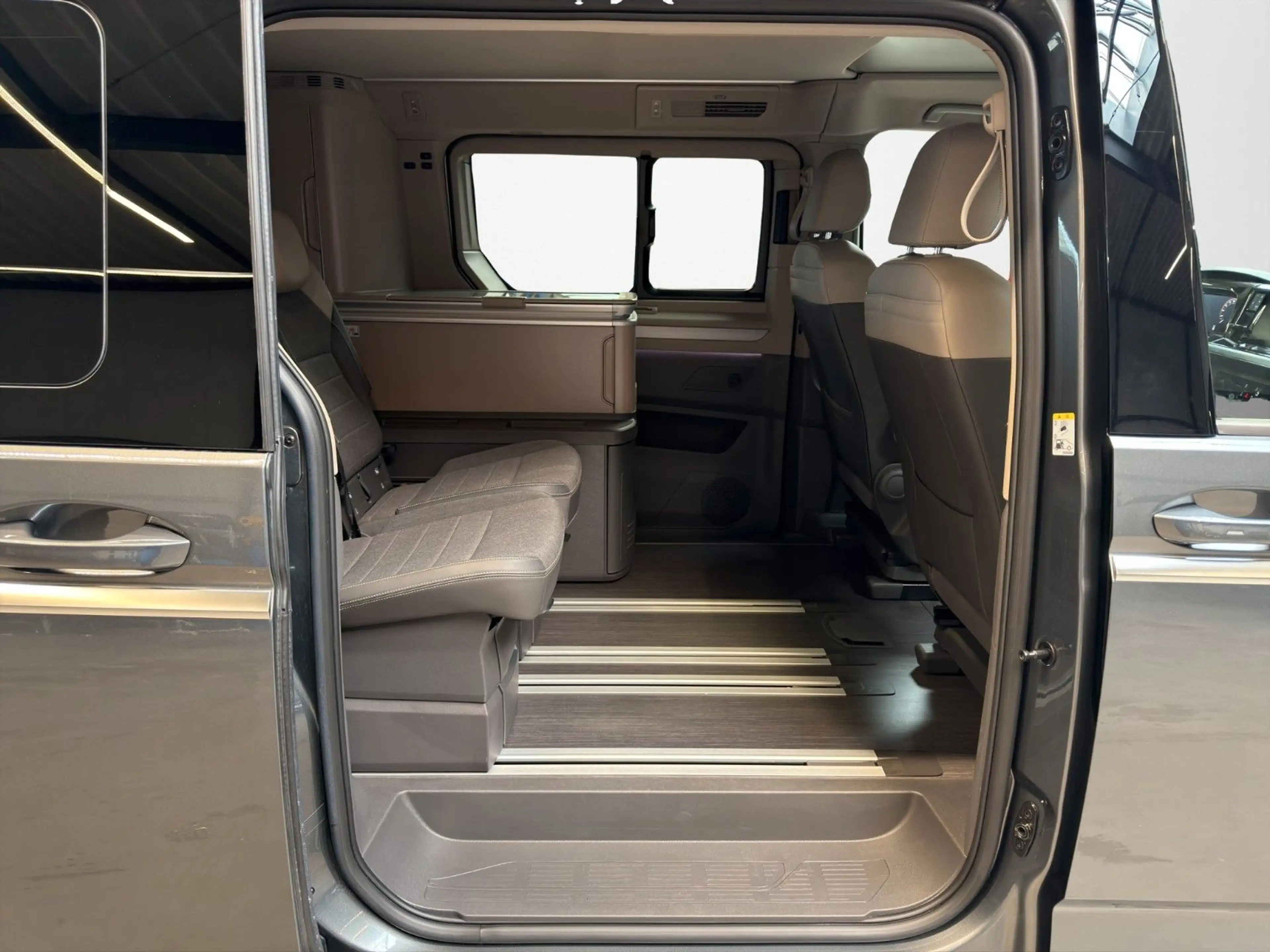 Volkswagen T7 California Ocean eHybr. 4M AHK ACC IQ HuD — photo 10