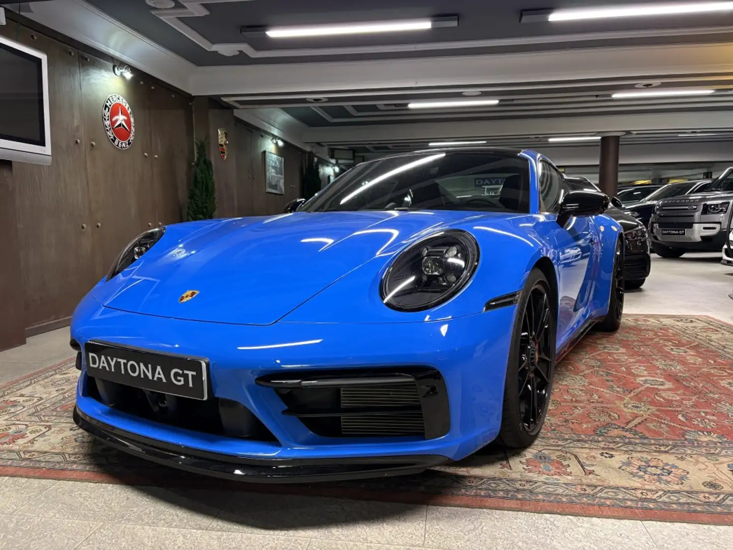 Porsche 992 Carrera 4 GTS Coupé PDK Azul - 1