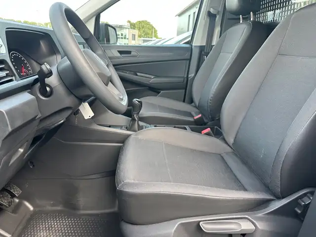 Volkswagen Caddy view 11
