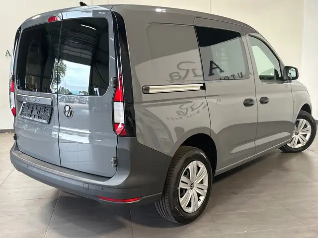 Volkswagen Caddy view 4