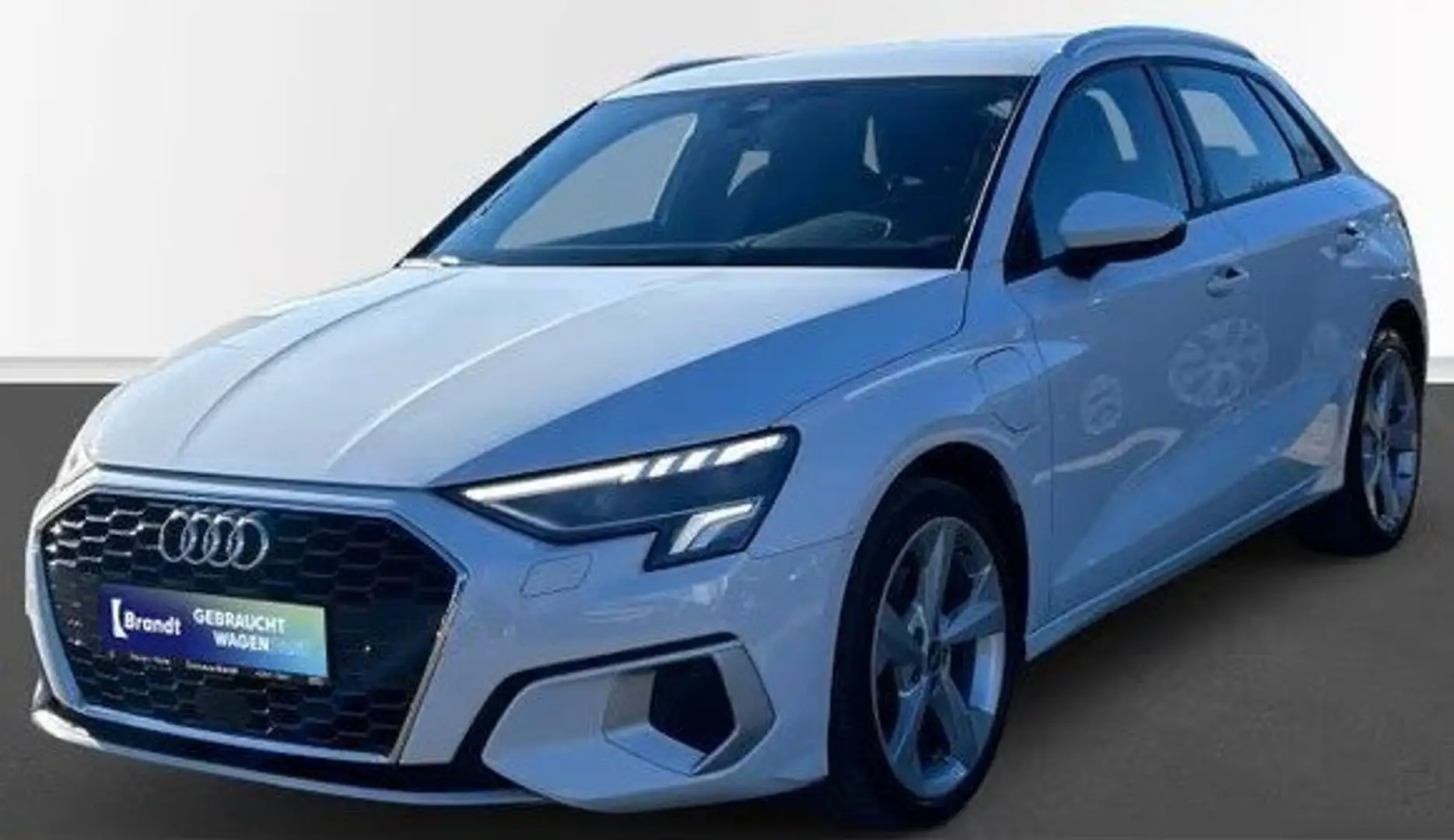 Audi A3 A3 Sportback 40 1.4 tfsi S line s-tronic - LED Blanc - 1
