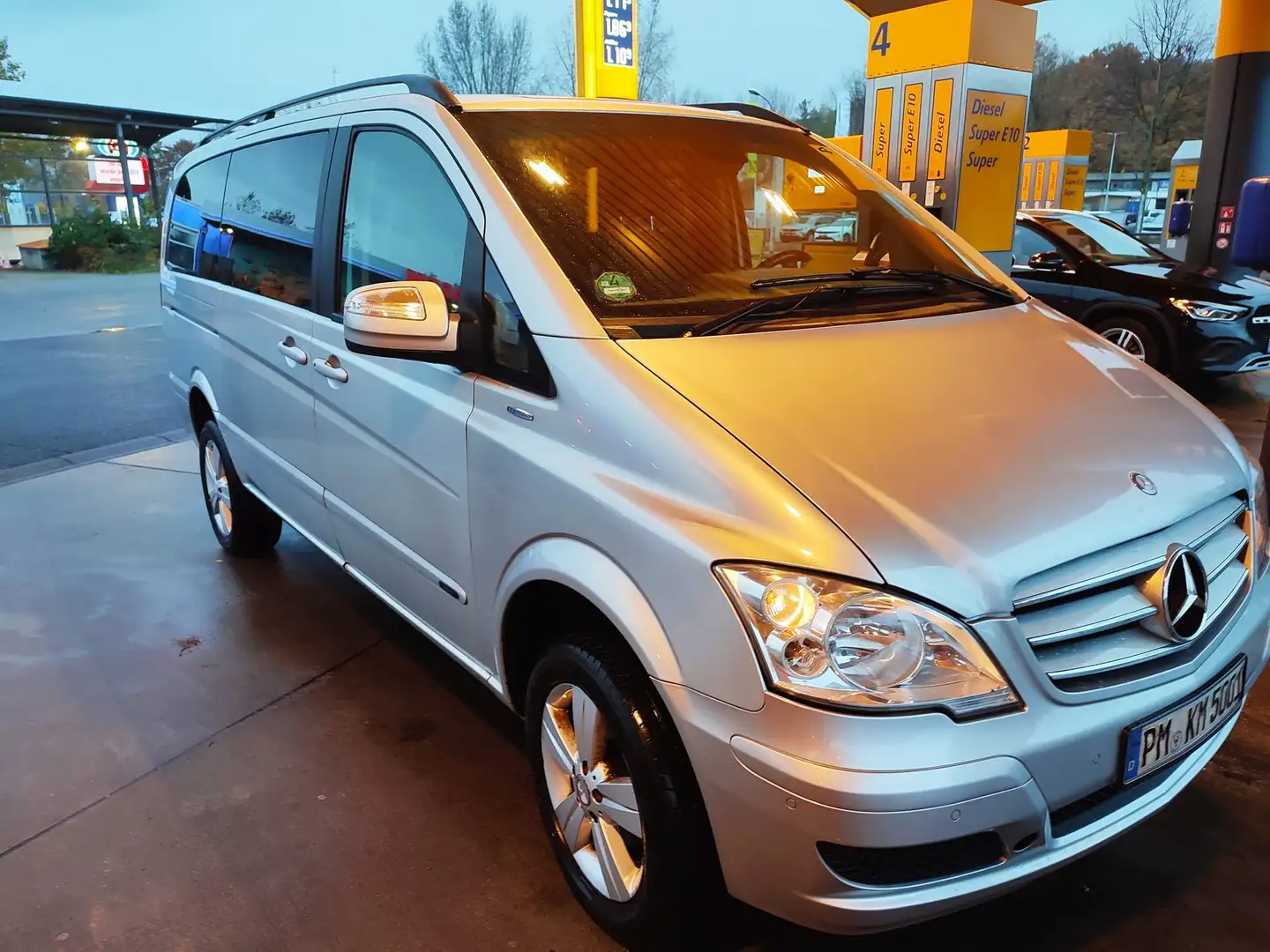 Mercedes-Benz Viano Viano 2.2 CDI DPF lang Automatik Trend Edition Argintiu - 1