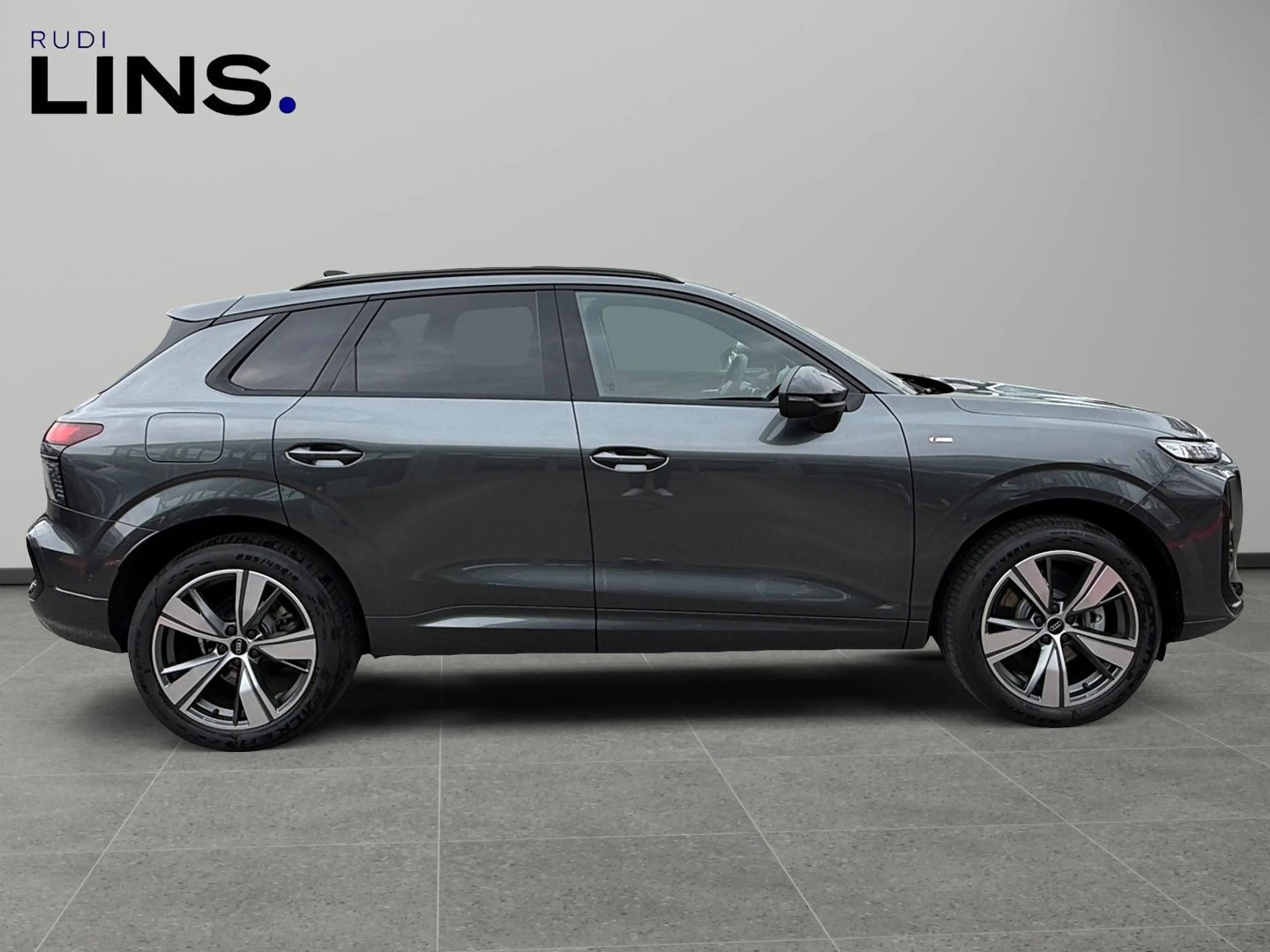 Audi Q3 TDI 110 kW — photo 4