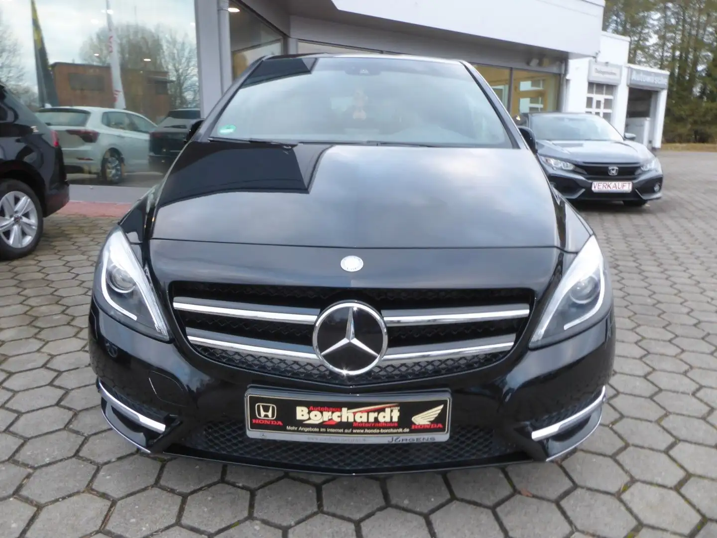Mercedes-Benz B 200 Xenon, Leder, StHz, PDC Schwarz - 2