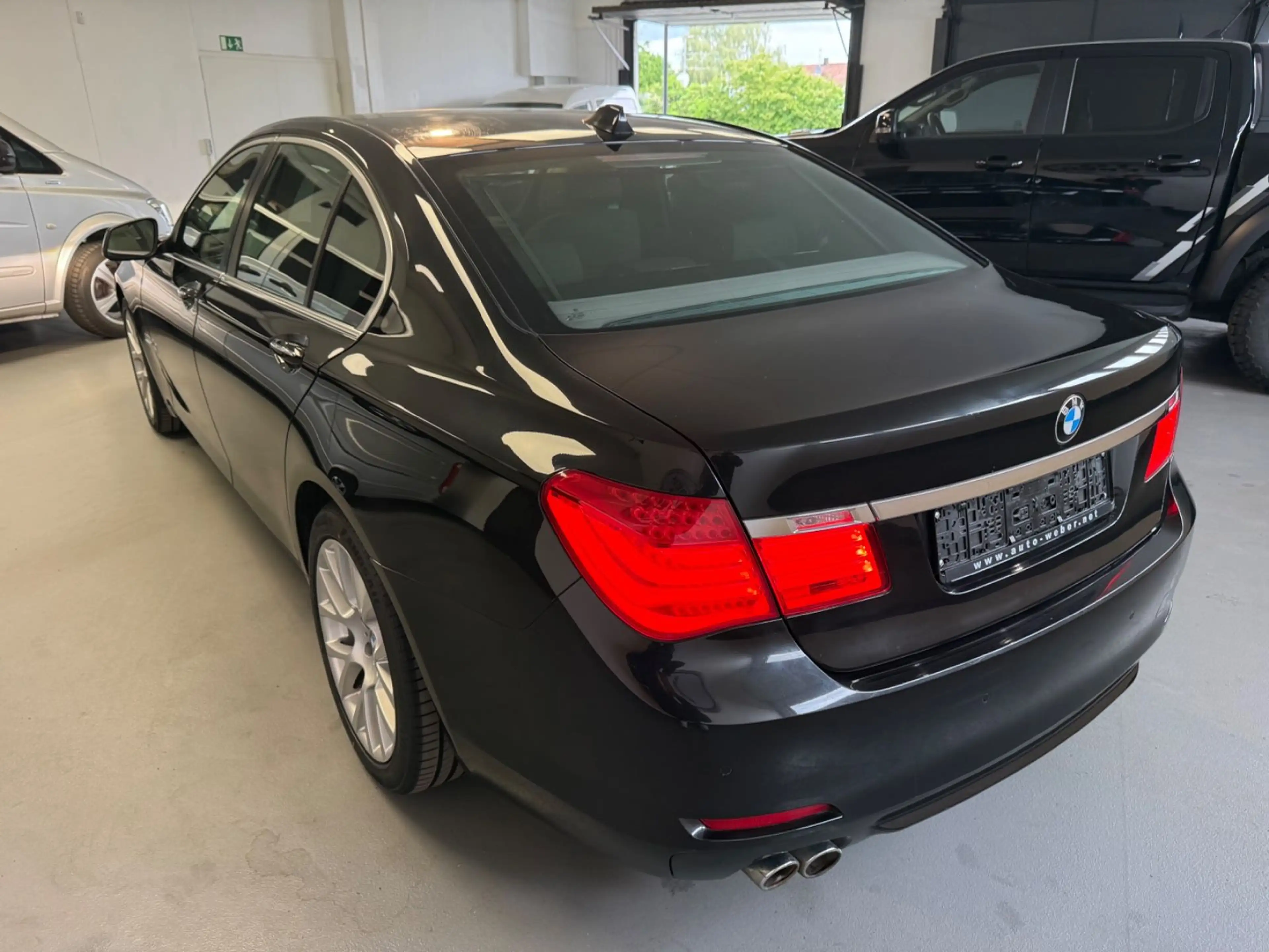 BMW 730 D*LEDER*GSHD*STDHZ*MFL*HIFI*NAVI PR*BI XENON — photo 8