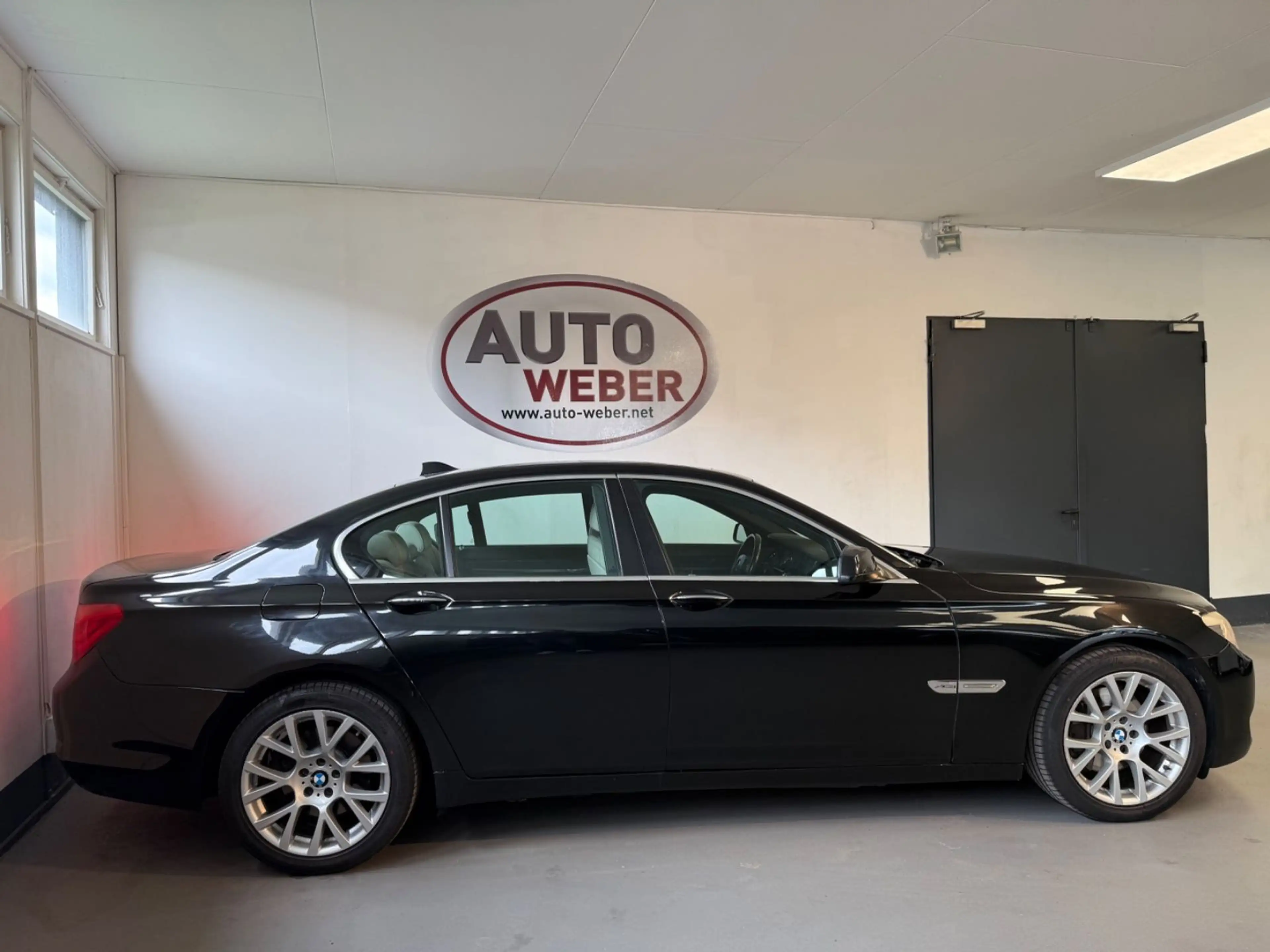 BMW 730 D*LEDER*GSHD*STDHZ*MFL*HIFI*NAVI PR*BI XENON — photo 7