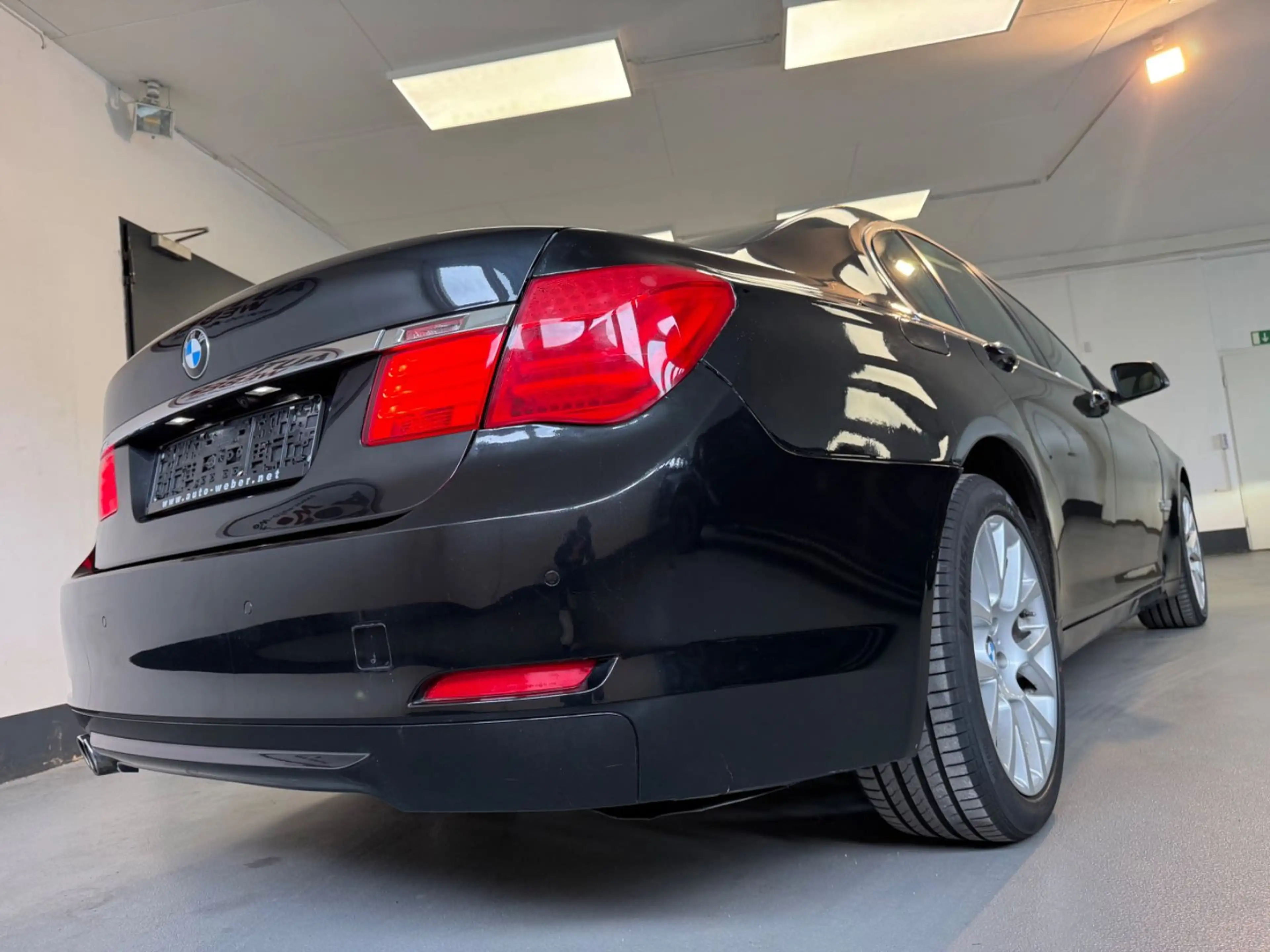 BMW 730 D*LEDER*GSHD*STDHZ*MFL*HIFI*NAVI PR*BI XENON — photo 6