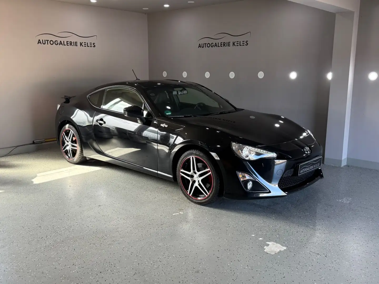 Toyota GT86 LEDER*NAVI*SITZH*KLIMA*XEN Schwarz - 1