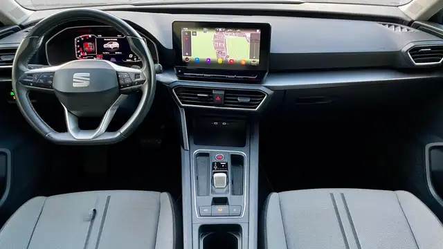 SEAT Leon view 8