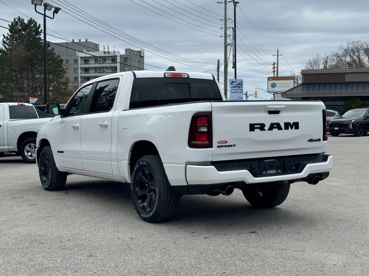 RAM 1500 снимка RAM 1500
