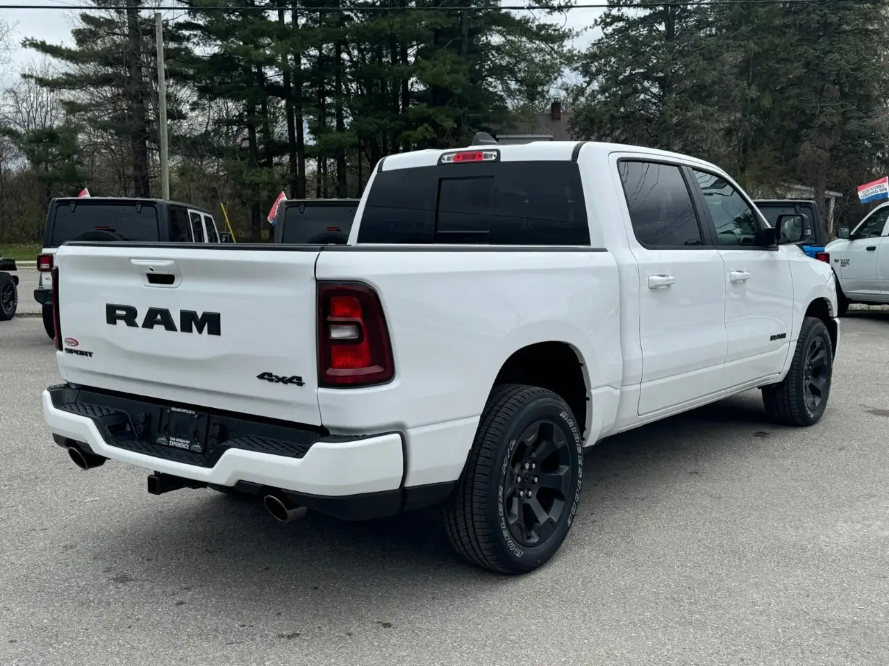 RAM 1500 снимка RAM 1500
