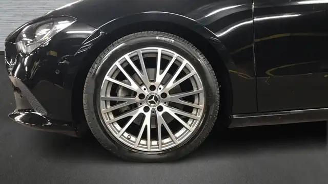 Mercedes-Benz Cla view 5