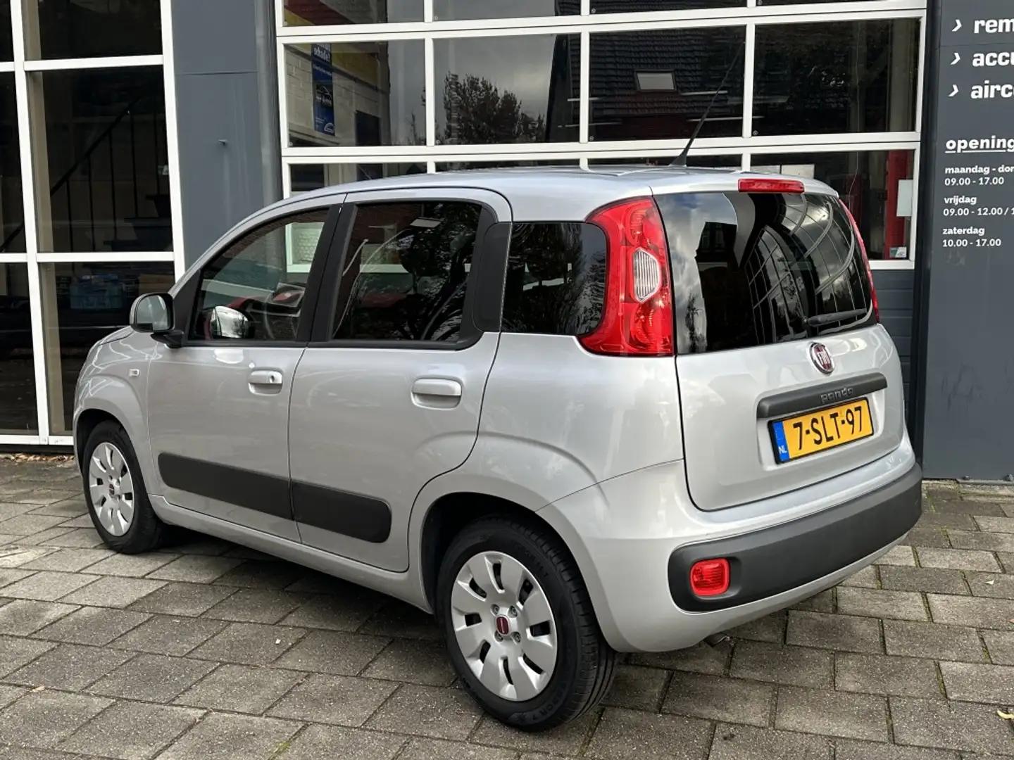 Fiat Panda 0.9 TwinAir Lounge Airco 97.806 km NAP Grau - 2
