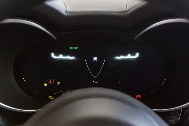 Alfa Romeo Stelvio Veloce 2,0 16V 280 AT8 Q4 Ansicht 7