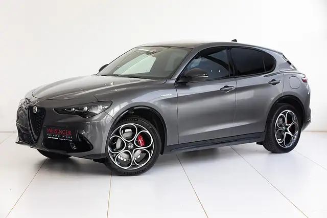 Alfa Romeo Stelvio Veloce 2,0 16V 280 AT8 Q4 Ansicht 1