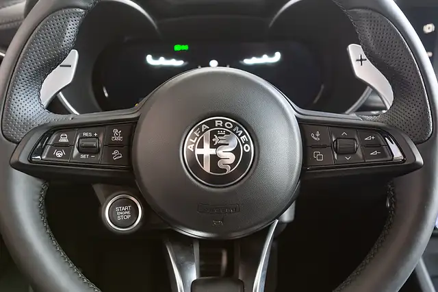 Alfa Romeo Stelvio Veloce 2,0 16V 280 AT8 Q4 Ansicht 6