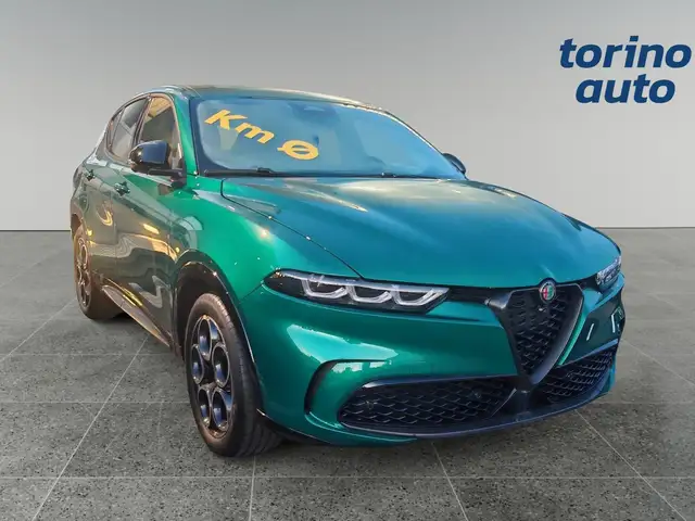 2025 Alfa Romeo Tonale in Green for sale