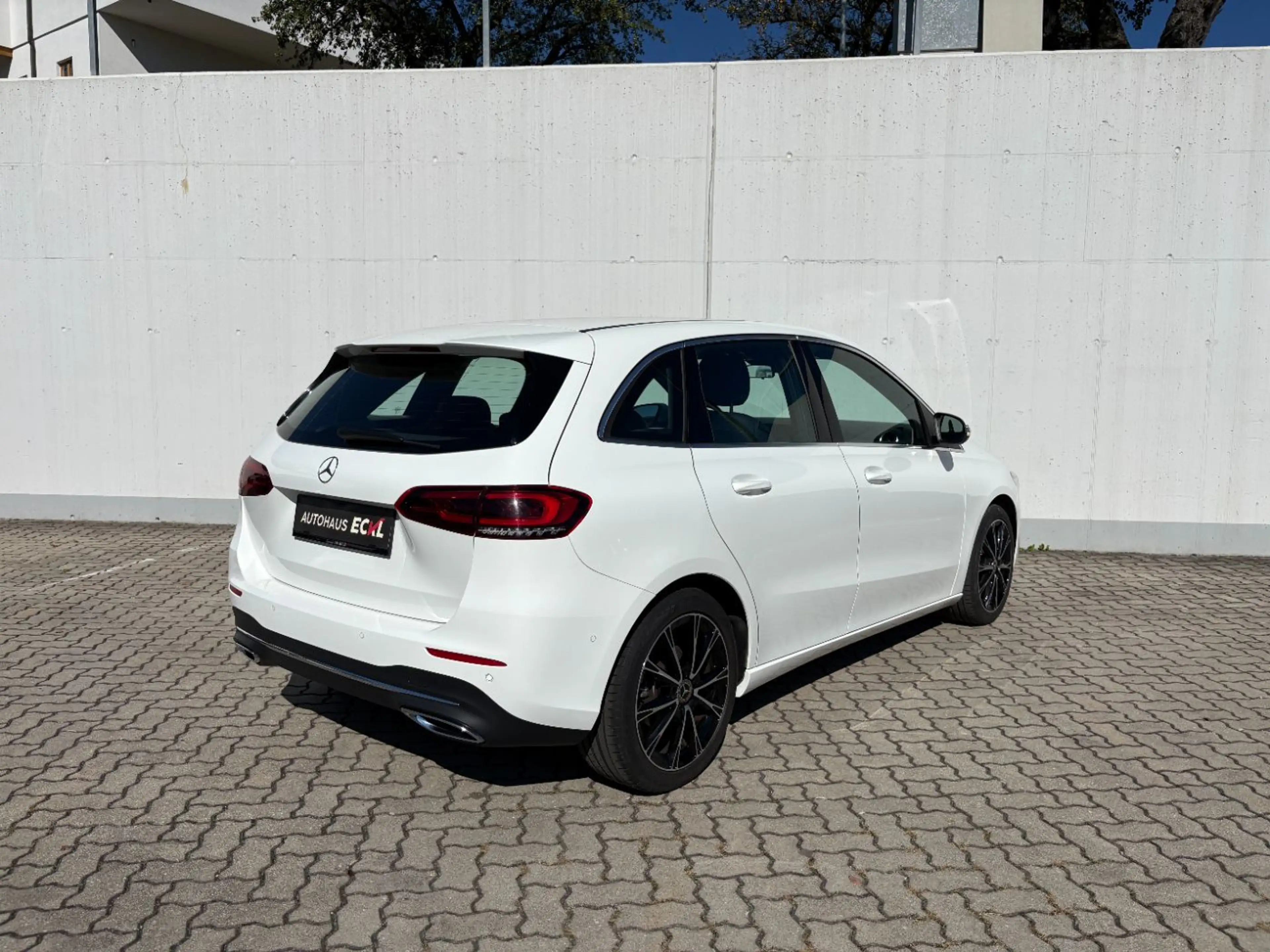 Mercedes-Benz B 200 d mit AHK — photo 4