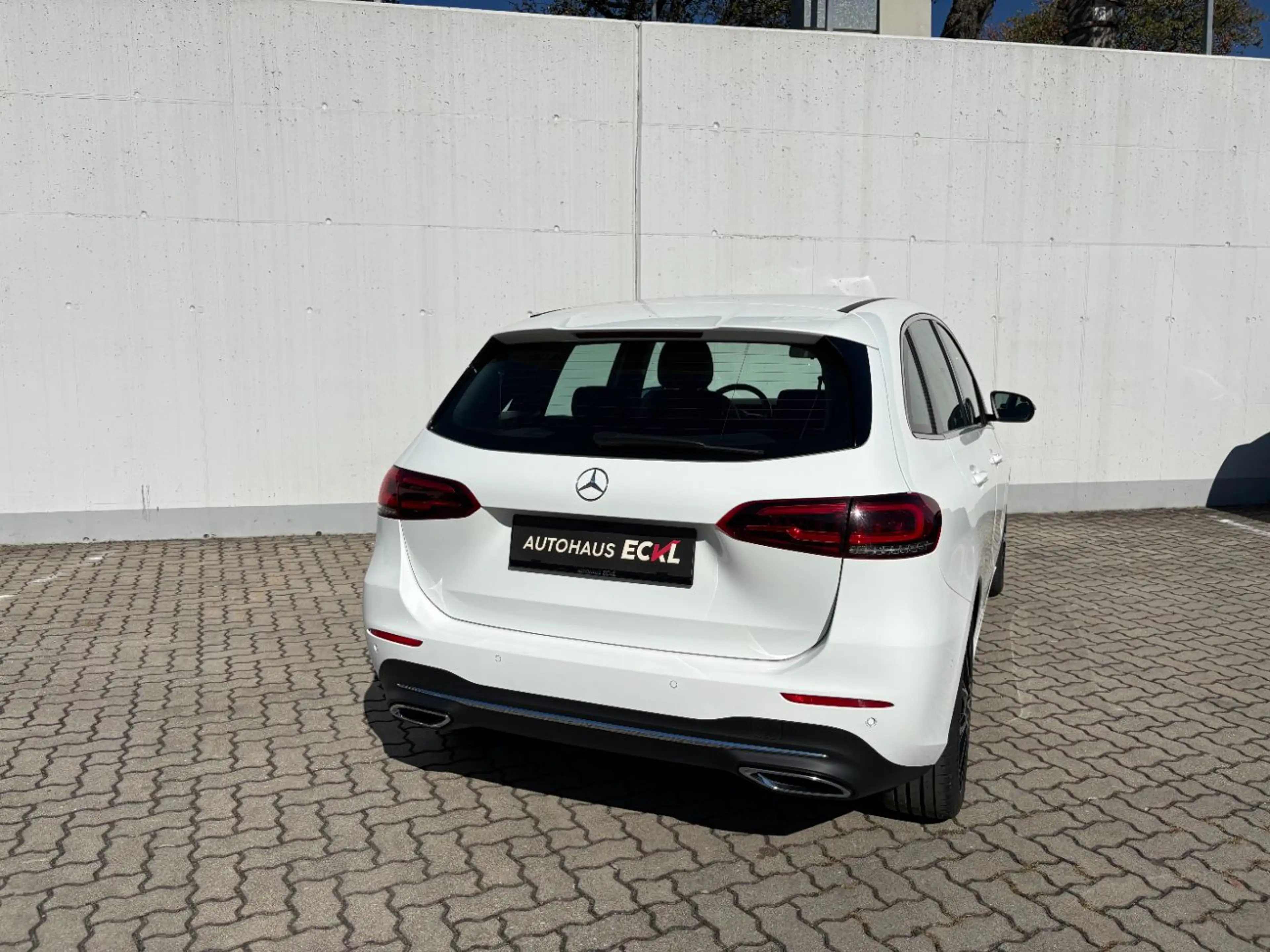 Mercedes-Benz B 200 d mit AHK — photo 5