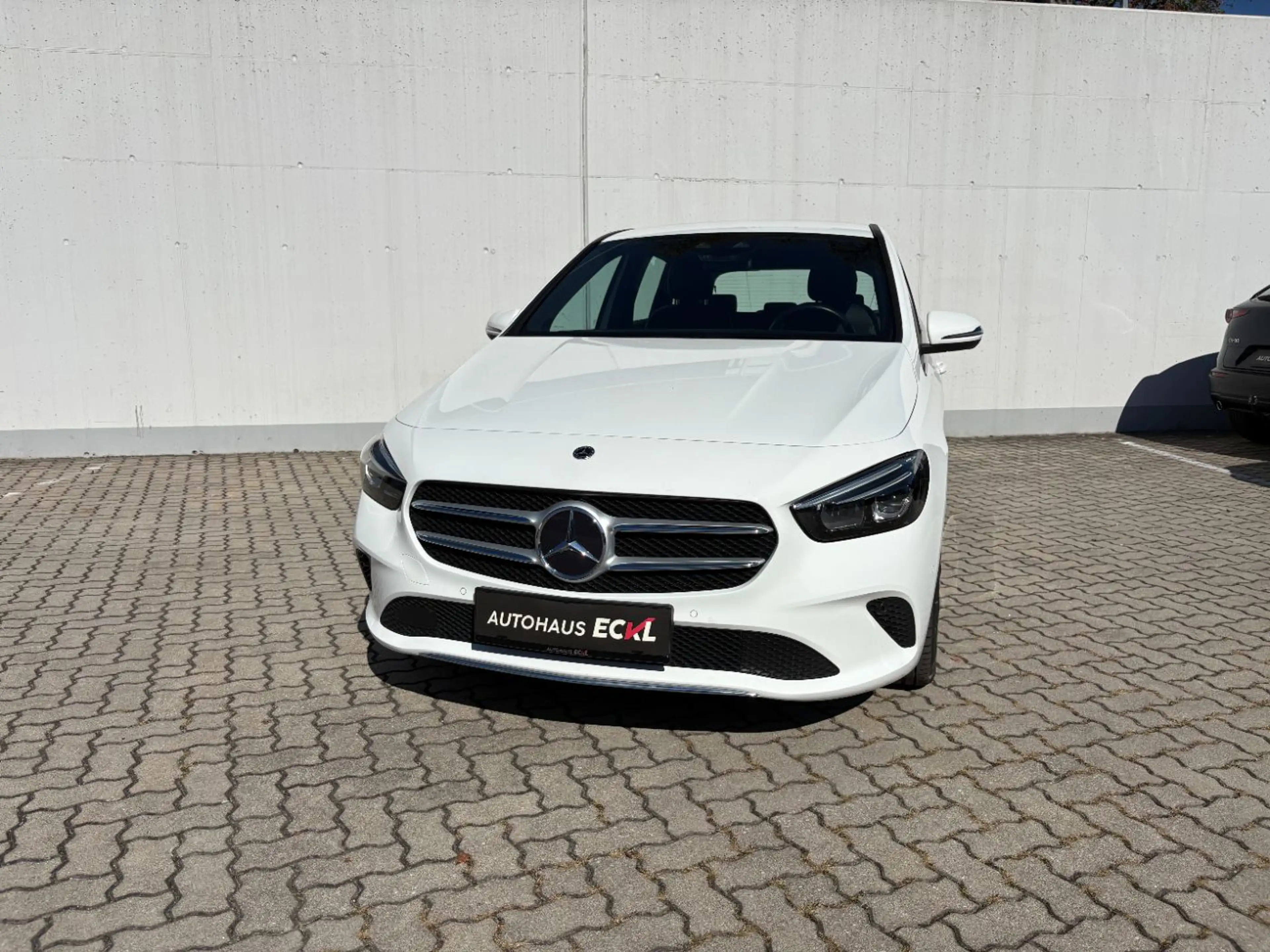 Mercedes-Benz B 200 d mit AHK — photo 3
