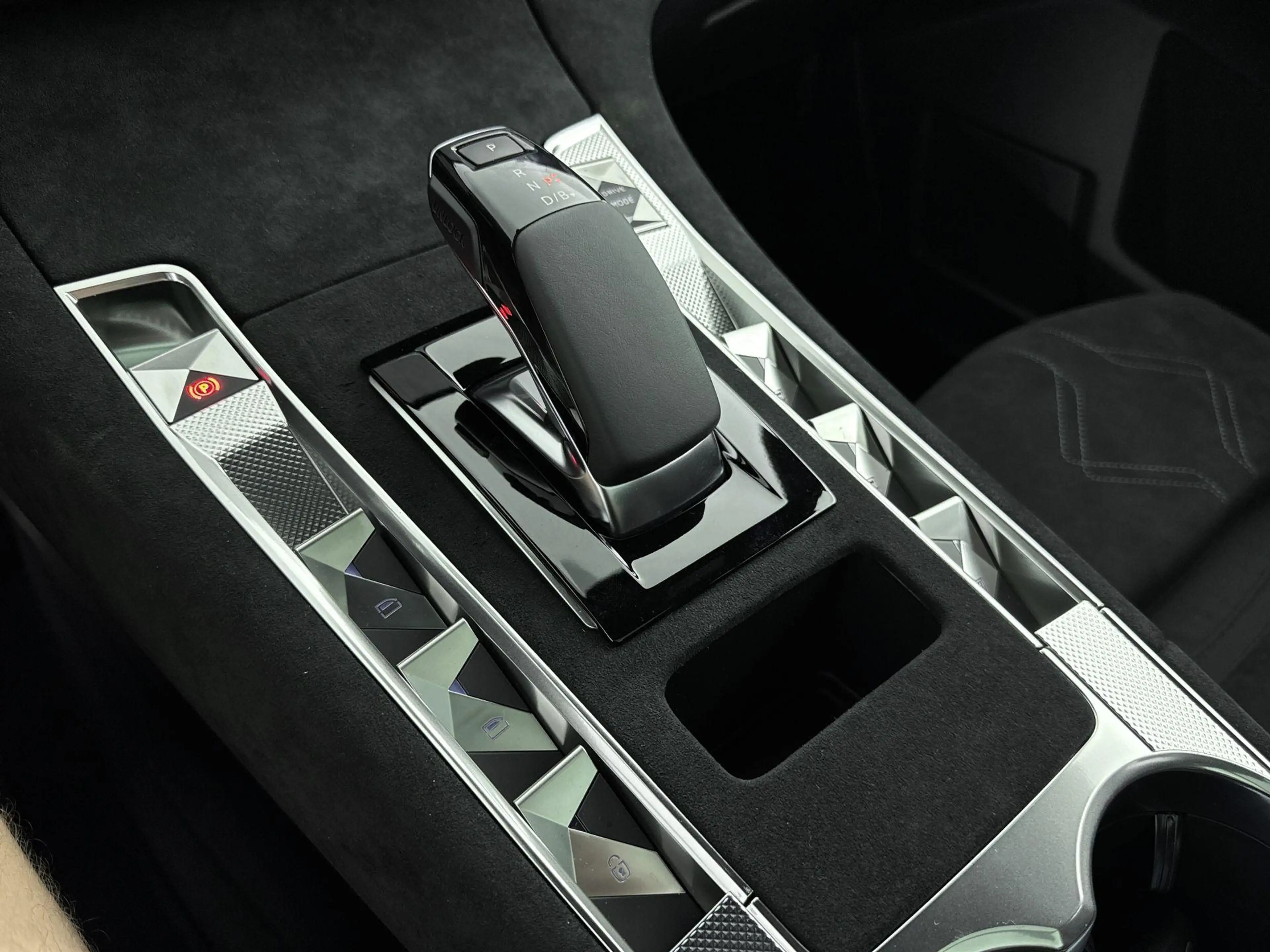 DS Automobiles DS 7 1.6 PHEV 225 Ligne Business | Panoramadak | 7,4 kW — photo 12