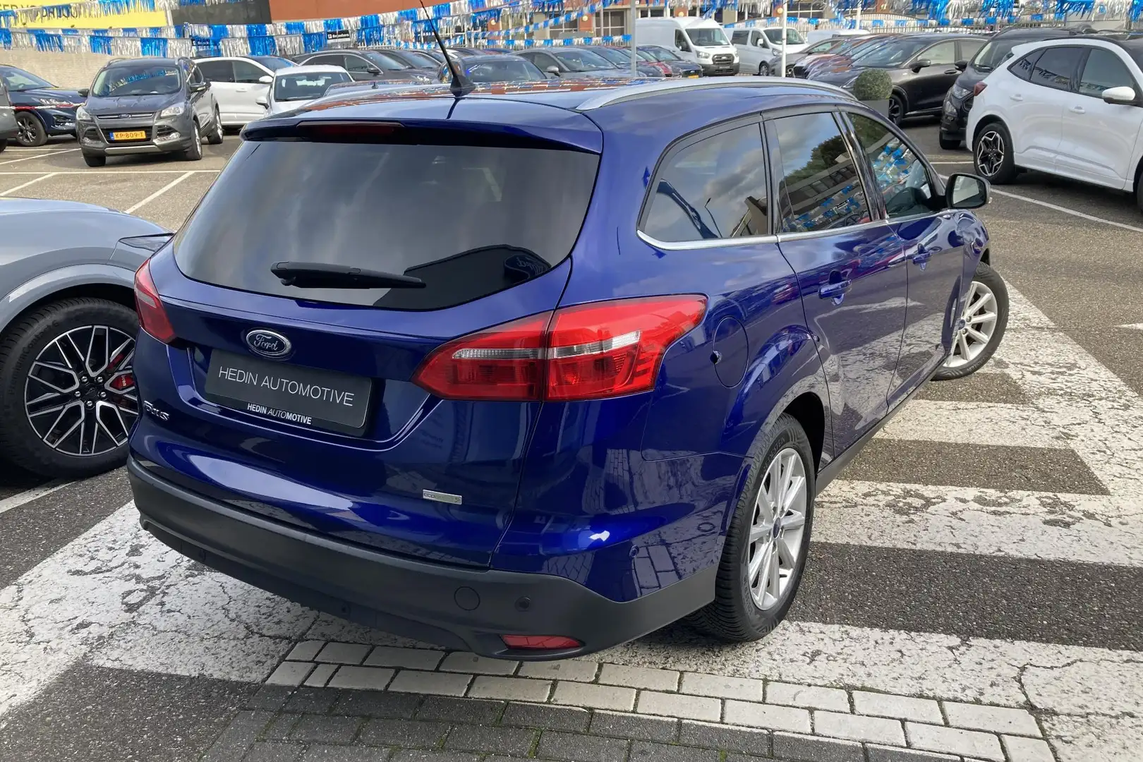 Ford Focus Wagon 1.0 Titanium Automaat | Navigatie | Trekhaak Bleu - 2