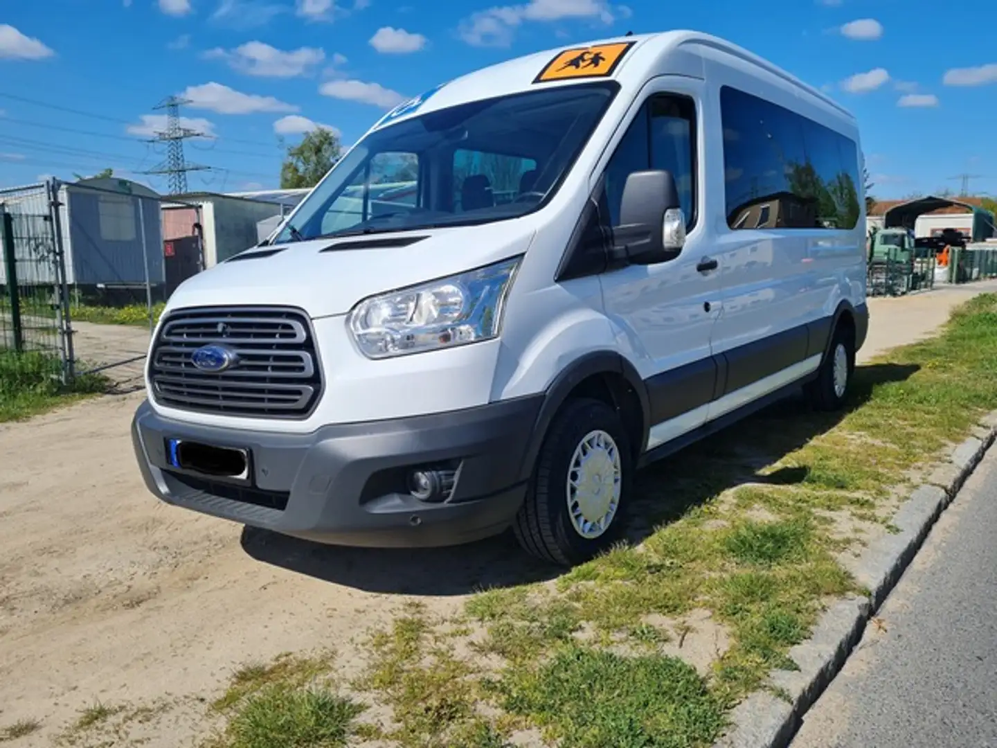 Ford Transit HOCH+LANG+ RAMPE+ 9 SITZE+KLIMA+STANDHZG Weiß - 1