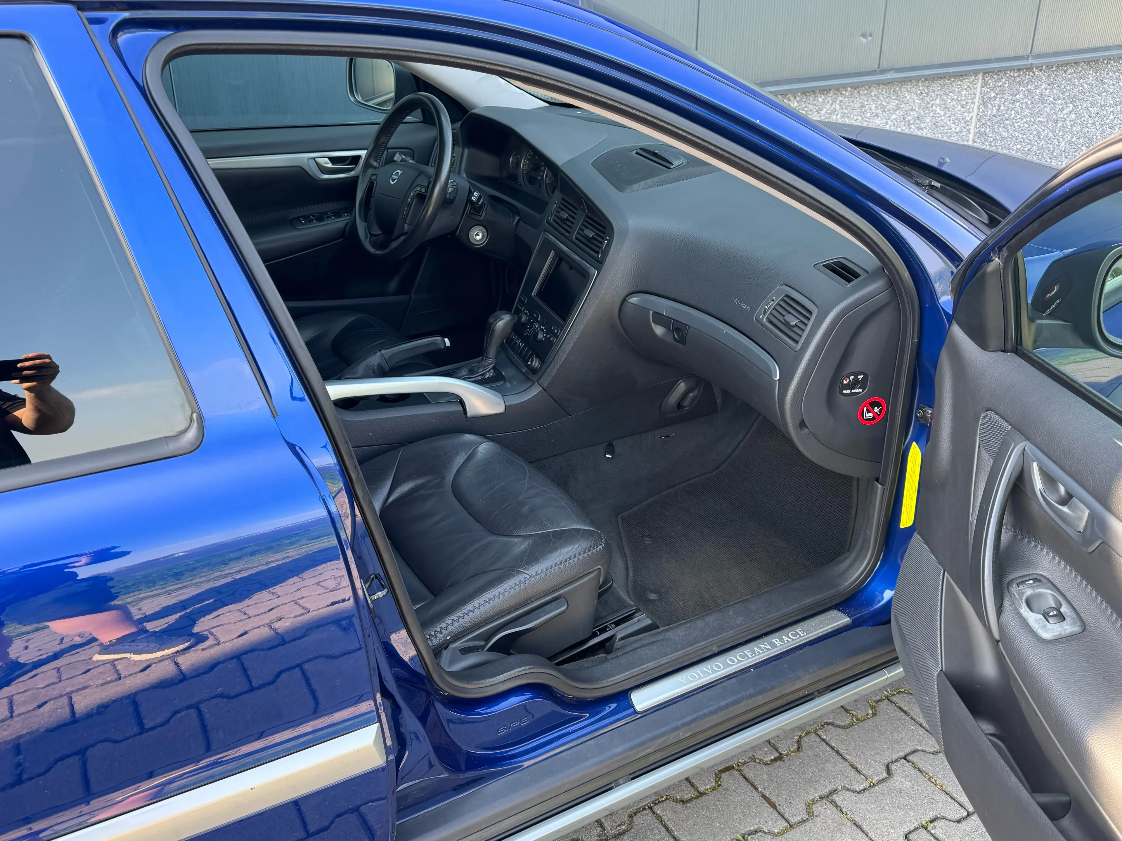 Volvo XC70 2.5 T AWD Ocean Race — photo 13
