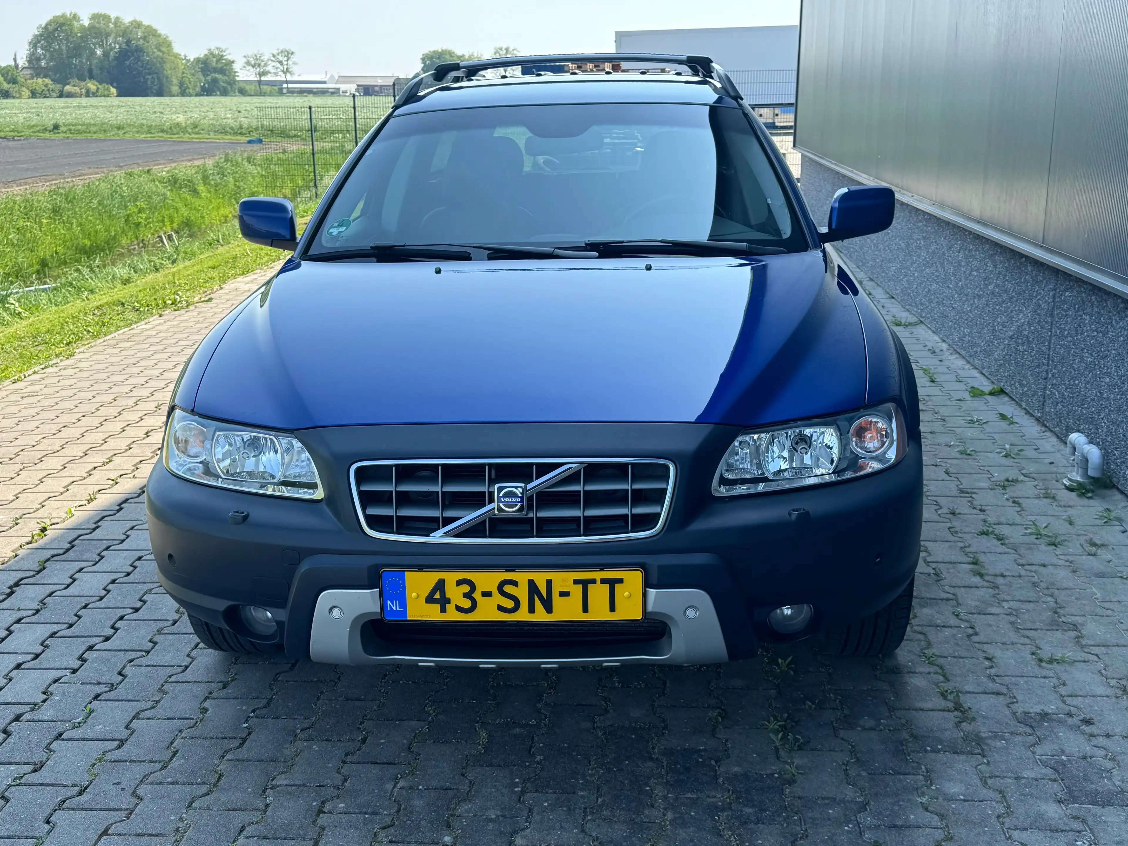 Volvo XC70 2.5 T AWD Ocean Race — photo 6